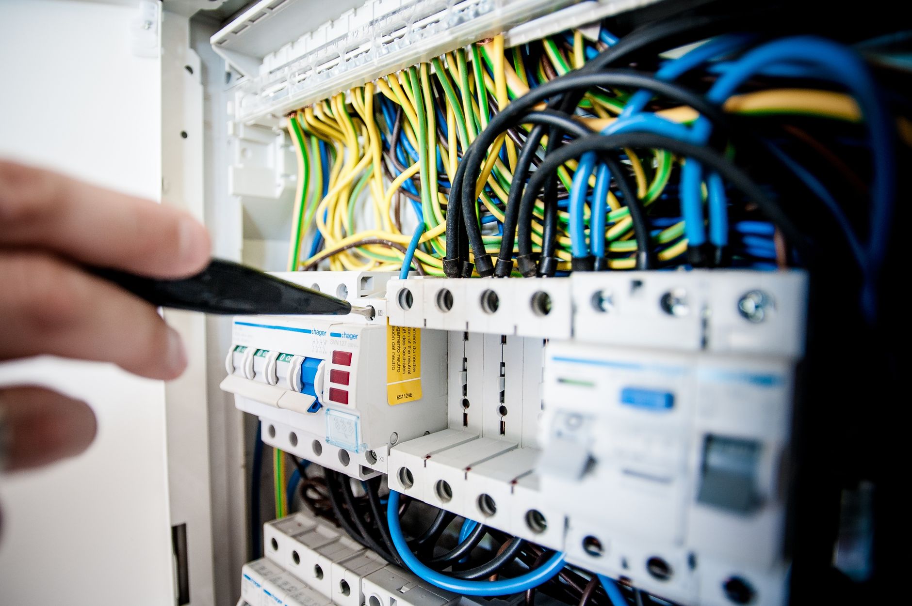 Électricien à Torcy